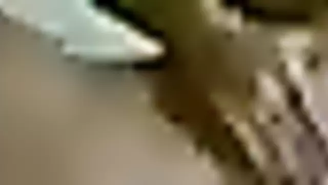 أوزبكي أغوى زوجة صاحبه عشان ينيكها